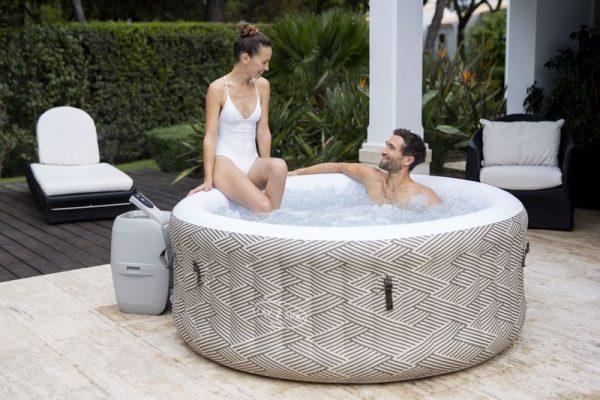 ⁦דגם 2022 - ג'קוזי מתנפח BESTWAY דגם MADRID 60055 WI-FI⁩ – תמונה ⁦6⁩